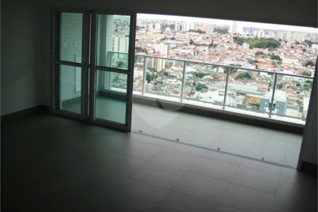 Apartamento no Jardim Anália Franco