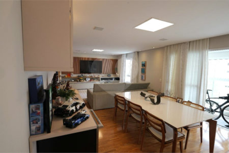 Apartamento á venda - Vila Olímpia