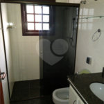 SOBRADO DE 426,0 M² COM 04 SUITES, SALÃO DE FESTAS, 06 VAGAS,06 BANHEIROS E PISCINA PARA LOCAÇÃO OU VENDA NO BARRO BRANCO