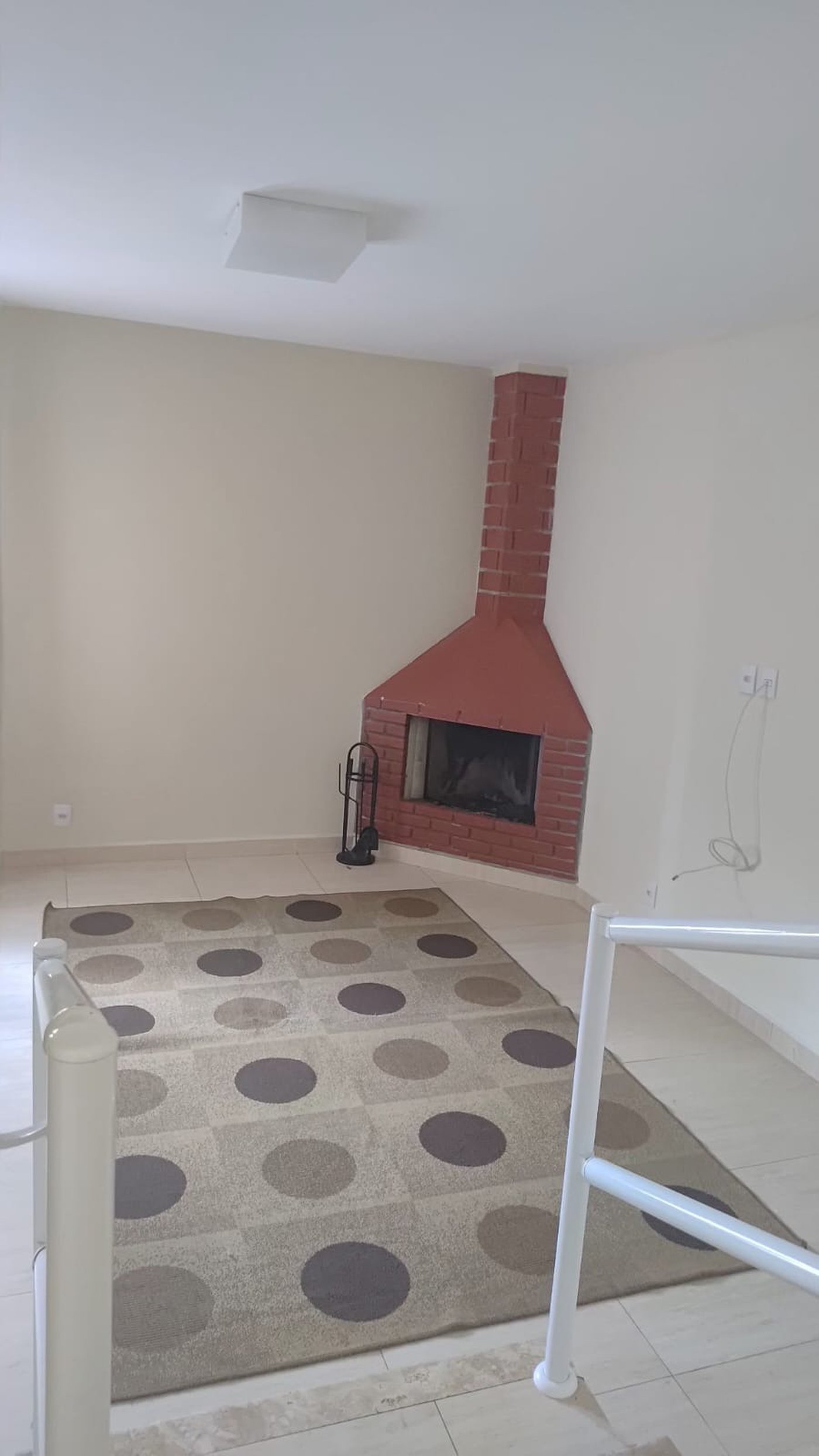 Casa à venda com 3 quartos, sendo 2 suítes, no condomínio Cafezal VI, Itupeva - SP