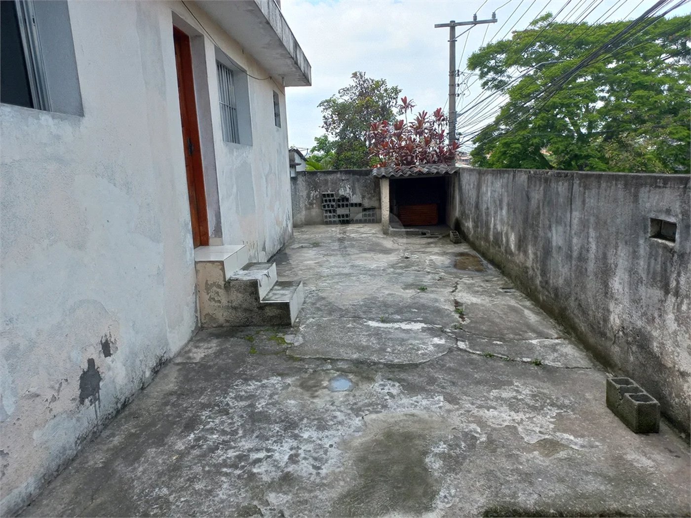 Casa de 292m² de terreno à venda - Vila Pirajussara