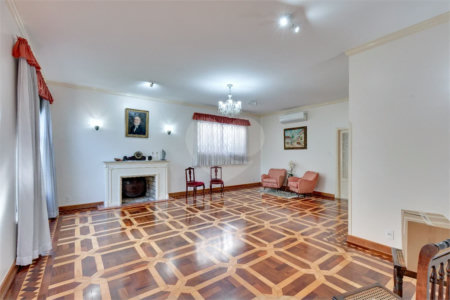 Casa de Vila à venda com 3 quartos em Jardim Hípico, São Paulo, SP