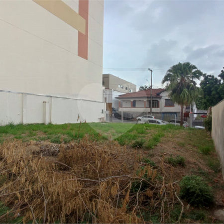 Terreno localizado no Centro de São Carlos