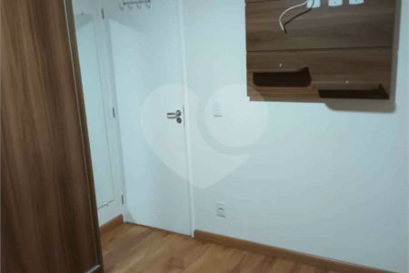Apartamento no Res. Spazio Mont Royal