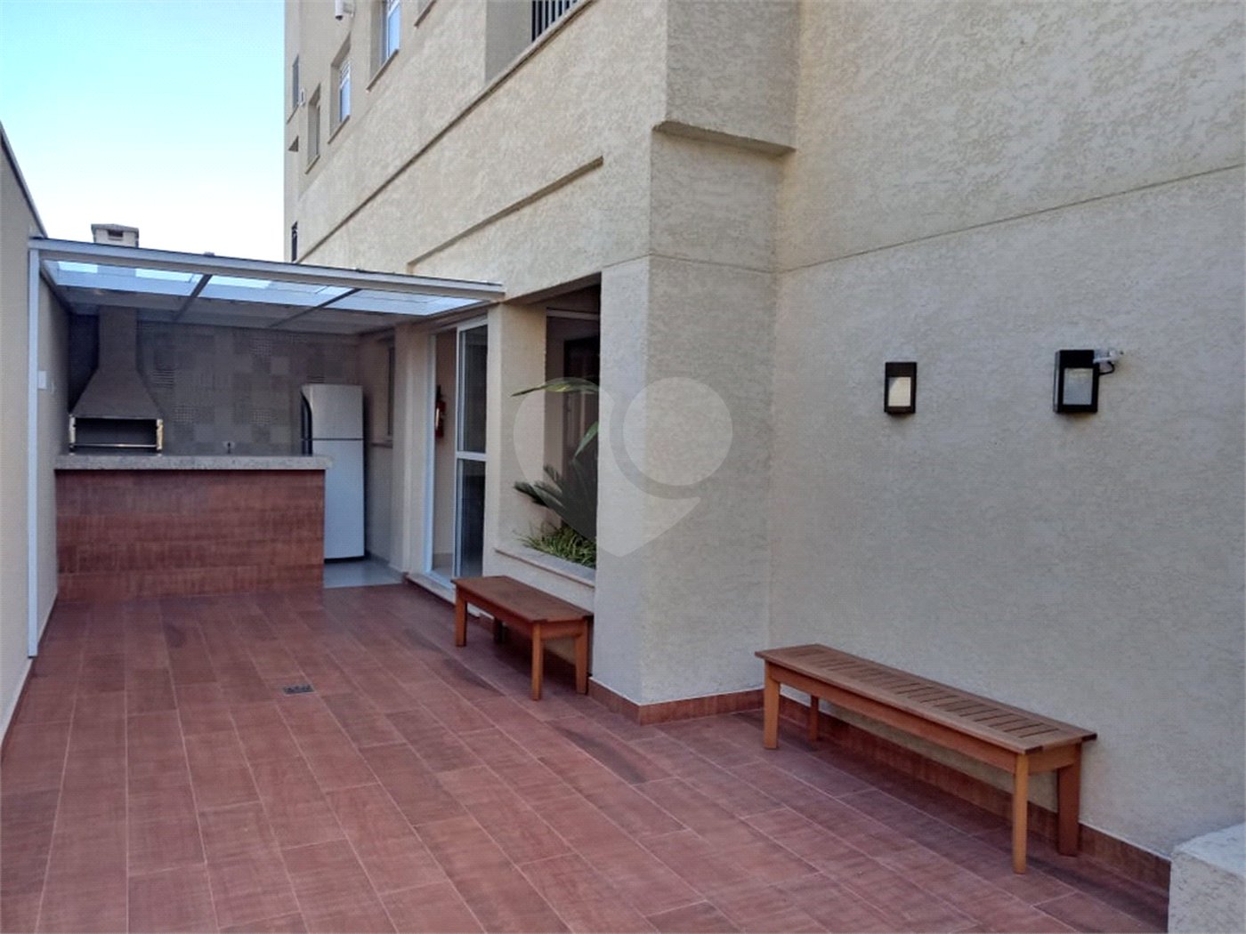 Apartamento com sacada - metrô Tucuruvi - NOVO