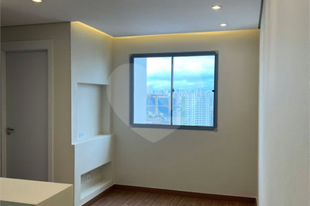 Apartamento de 40m² na Mooca para venda e locação - 2 dormitórios.