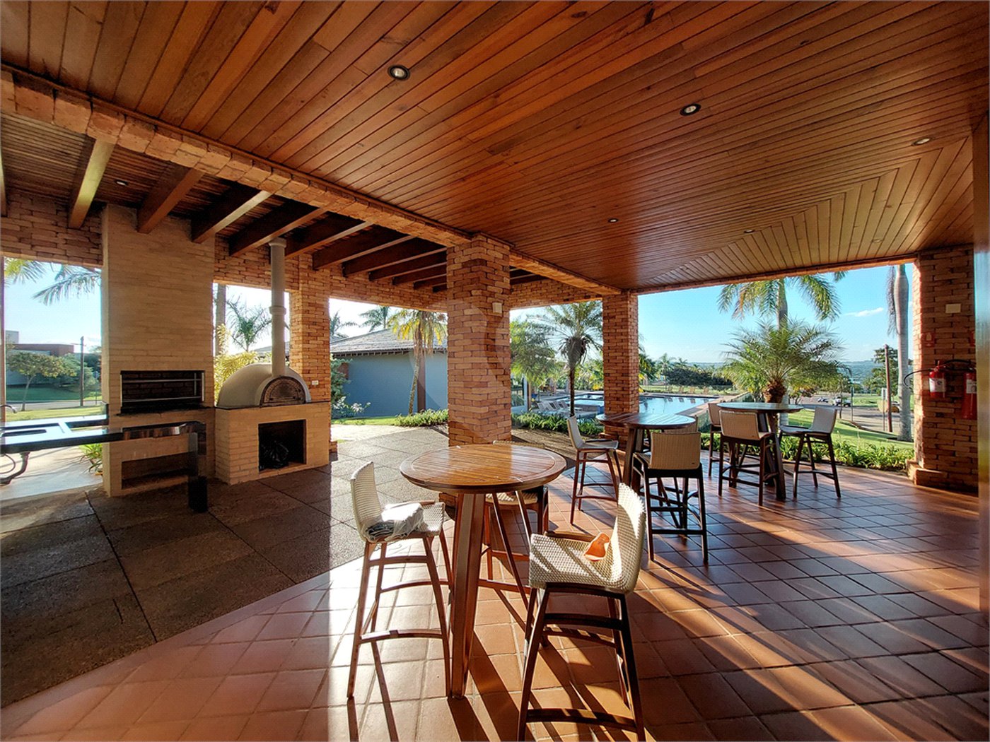 1008m² de frente pro campo de golf