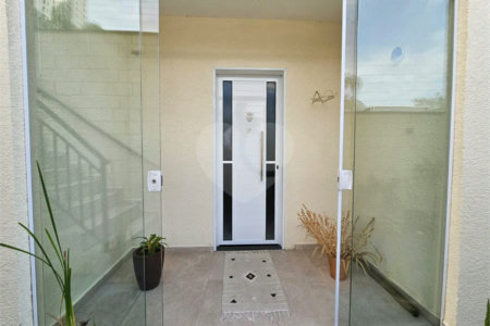 APTO TERREO COM QUINTYAL AMPLO, 2 QUARTOS 1 SUITE ,R$ 440 MIL