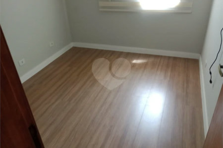 Apartamento à venda no Jabaquara com 2 quartos e 1 vaga