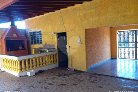 Casa à venda no Jardim Beatriz