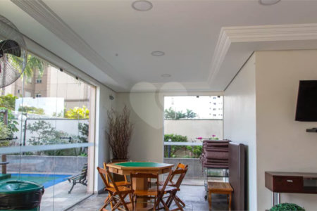 Oportunidade na Mooca! Apartamento com 3 Quartos, Suíte, Vaga e Lazer Total com 3 Dormitórios sendo 1 Suíte e 1 Vaga de Garagem