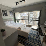 Studio mobiliado em andar alto com lazer completo em Indianópolis