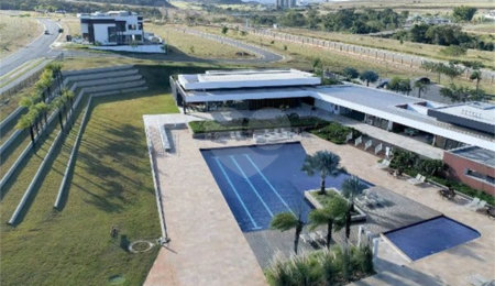 Casa à venda com 3 suítes em Alphaville, Santana de Parnaíba, SP