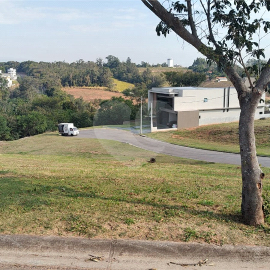 Belo terreno no Condomínio Santa Isabel II - Louveira SP.