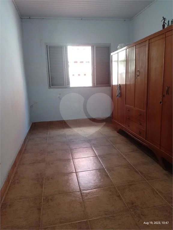 Excelente oportunidade de casa térrea com preço de ocasião