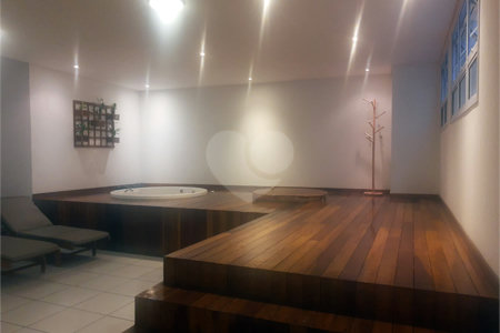 Apartamento em excelente localização na Av. Ipiranga Centro de São Paulo