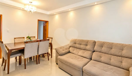 Casa à venda com 3 quartos, sendo 1 suíte, em Jardim Leonor Mendes de Barros, São Paulo, SP