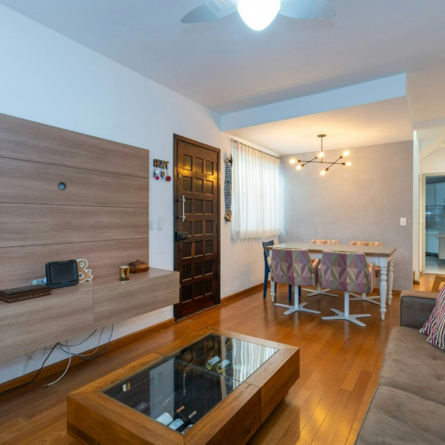 Sobrado à venda com 3 quartos, sendo 1 suíte, em Vila Morse, São Paulo, SP