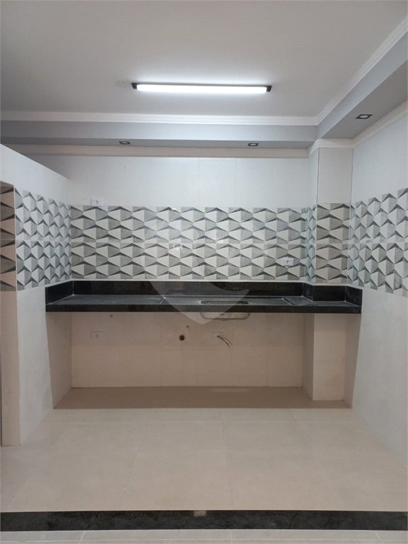 Excelente apartamento à venda, 2 quartos, ao lado do metrô Guilhermina-Esperança