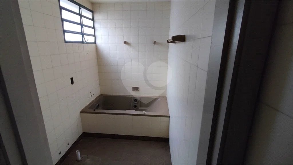Casa à venda no Centro de Piracicaba -SP.