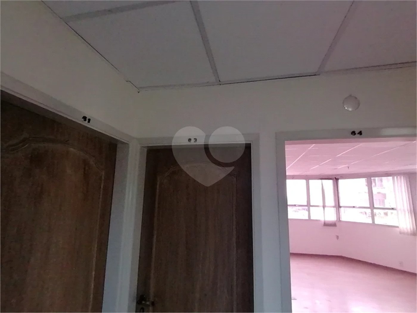CONJUNTO COMERCIAL COM 130m2 VENDA/LOCAÇÃO NO CENTRO DE CAMPINAS