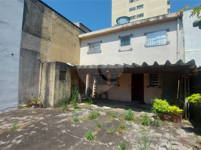 Sobrado à venda com 3 quartos em Vila Guarani, São Paulo, SP