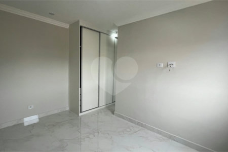 Apartamento a Venda em Atibaia com 2 dormitórios sendo 1 suíte