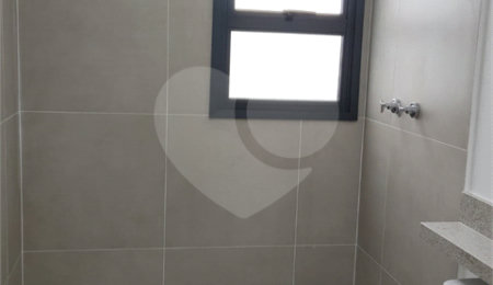 Apartamento à venda com 3 suítes em Vila Firmiano Pinto, São Paulo, SP