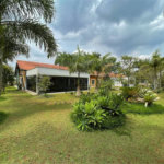 Casa à venda com 4 suítes no condomínio Miollo da Granja, Cotia - SP