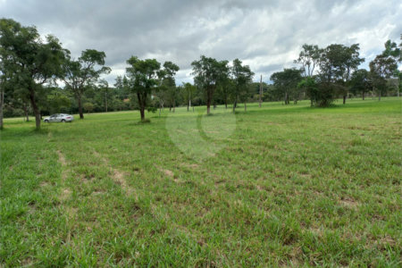 Loteamento Residencial no Condomínio Vila Pinhal do Broa