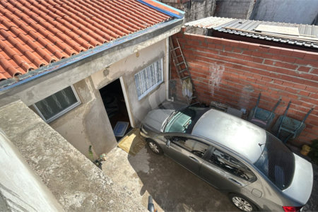 Sobrado á venda no bairro Vila Celina.