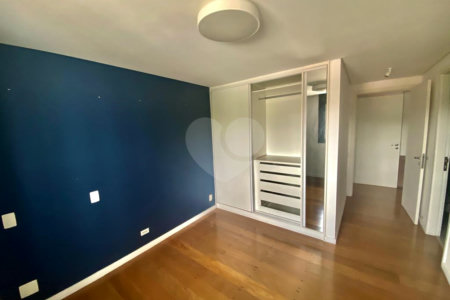 Imóvel 168m² Idea Zarvos com 3 suites, varanda na frente e na suíte, piscina, academia e 3 vagas Vila Madalena.