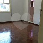 TERRENO ESQUINA A VENDA COM 3 CASAS + GARAGENS NO JABAQUARA / OU ALUGA CASA PRINCIPAL