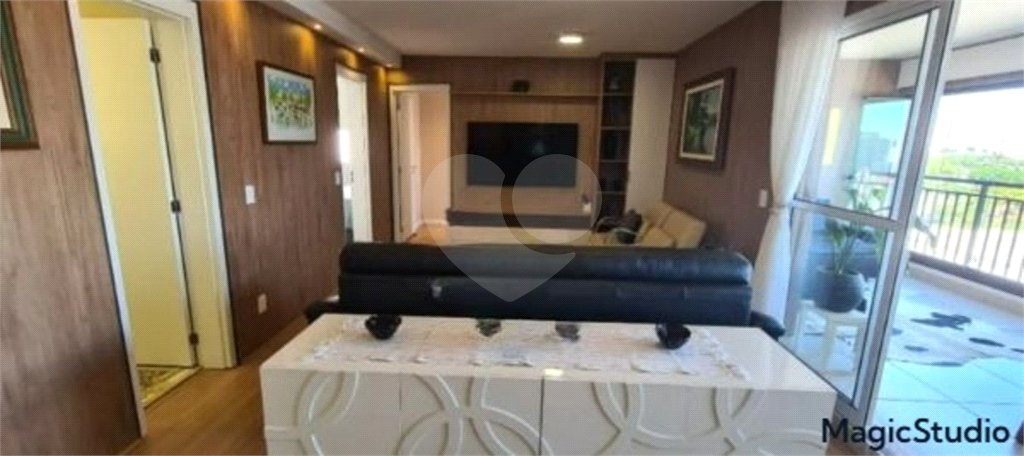 Apartamento com 105m² , 2 dormitórios , sendo 2 suítes , 2 vagas , à venda no Brás.