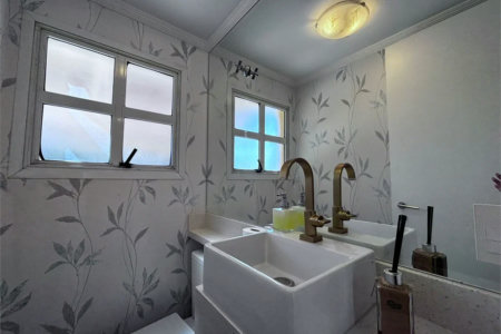 Casa à venda com 3 quartos, sendo 1 suíte,  no condomínio Villagio da Granja, Cotia - SP