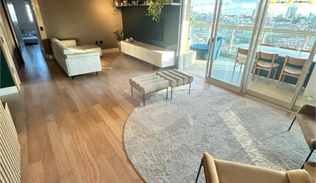 Apartamento à venda com 3 suítes em Vila Regente Feijó, São Paulo, SP