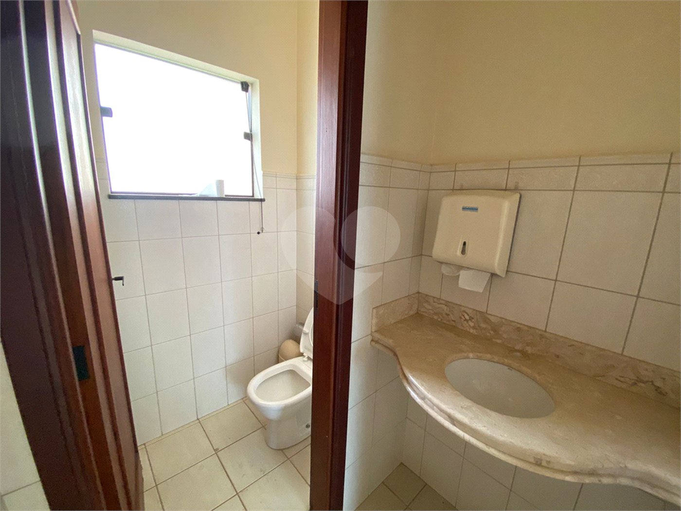 Casa comercial a venda perto da Santa Casa