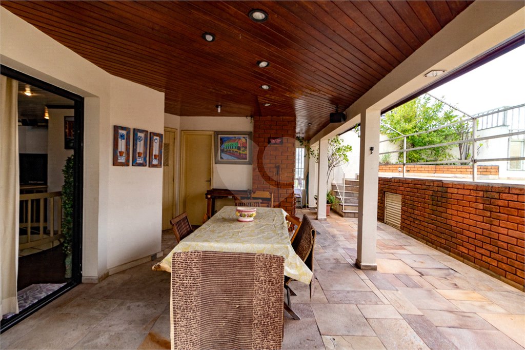Cobertura à venda com 3 quartos, sendo 2 suítes, em Vila Olímpia, São Paulo, SP