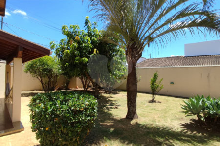 Casa à Venda de 5 dormitórios em São Carlos, no Residencial Eldorado