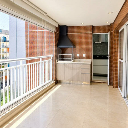 Apartamento à venda no Condomínio Family Garden, Chácara Inglesa, SBC, com 127 m², 3 suítes, varanda gourmet com churrasqueira a carvão, móveis planejados, ar-condicionado, 2 vagas cobertas e lazer completo.