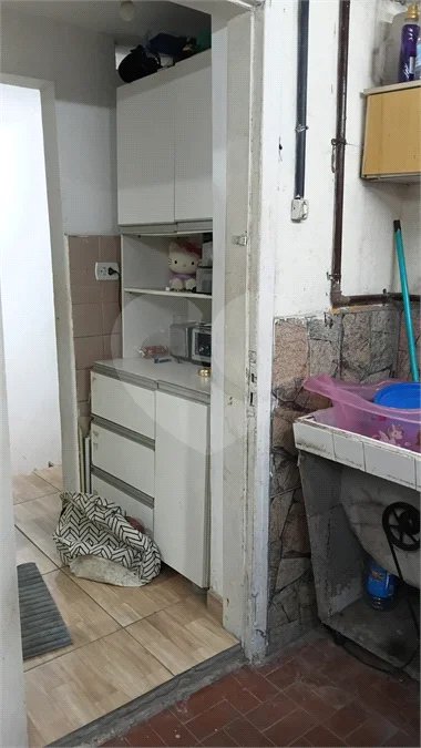 IMÓVEL COM SOBRADO + OUTRA CASA NO TERRENO, ÓTIMA PARA RENDA OU FAMÍLIA GRANDE