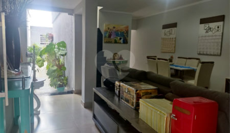 Casa à venda com 3 quartos em Vila das Mercês, São Paulo, SP