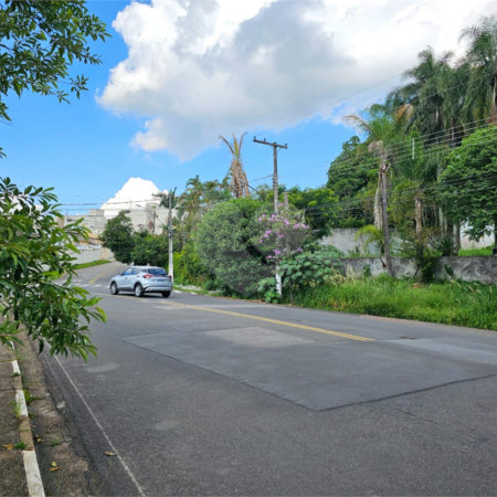 Terreno Comercial ou Residencial - Centro - 1.101m² Atibaia-SP