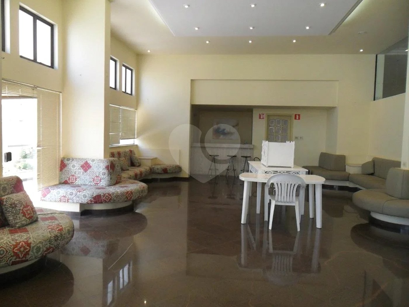 Apartamento com 212m², 4 quartos, 1 suíte, 2 vagas, à venda no bairro Santo Antônio, São Caetano do Sul