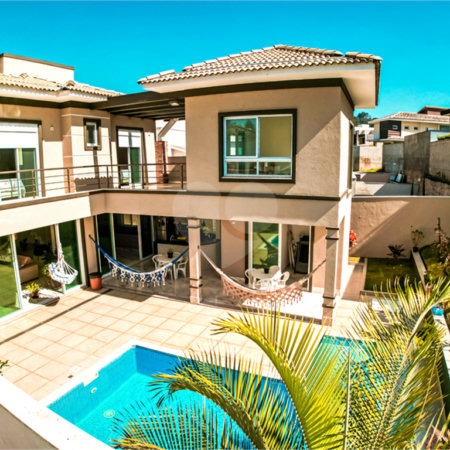 Sobrado à venda em Itupeva – 421,80 m² de terreno – 254,28 m² de área construída – 3 dormitórios – 4 banheiros – 4 vagas de garagem