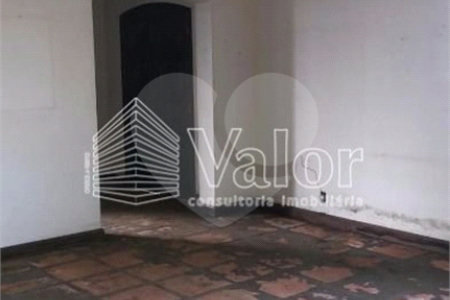CASA À VENDA COLOCADA COM A SANTA CASA