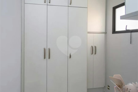 Apartamento reformado a venda no Alto da Boa Vista