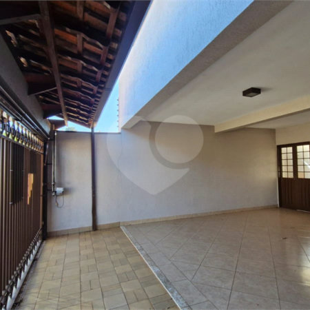 Casa/Sobrado a venda no Timburis em São Carlos