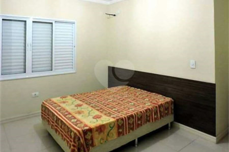 Casa de Alto Padrão à Venda e Locação - Condomínio Vila Verde