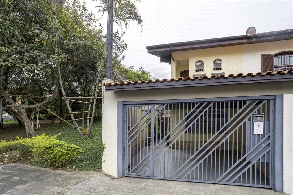 Sobrado à venda com 3 suítes em Butantã, São Paulo, SP
